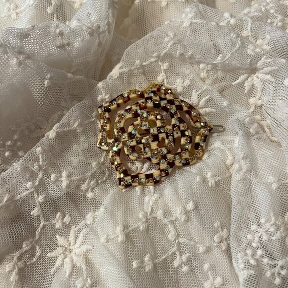 Checkerboard Rose Hair Clip - Picture 2 of 5